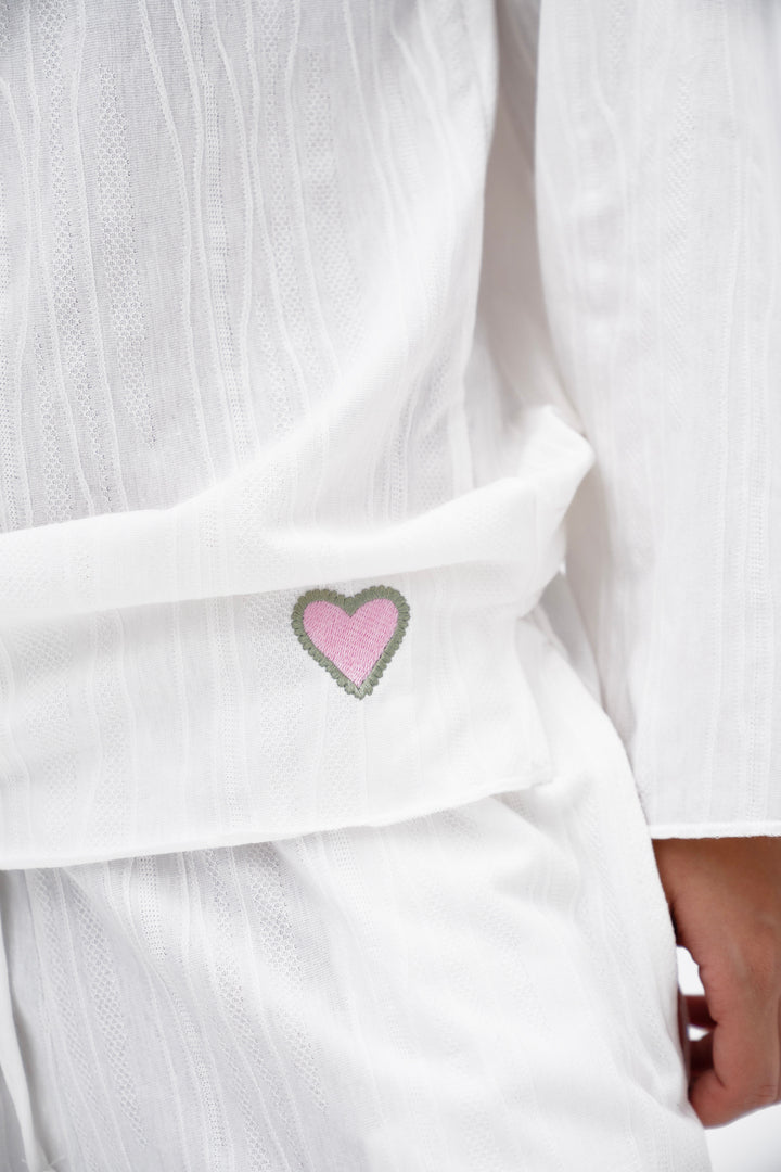 The Lull Set in Milky White